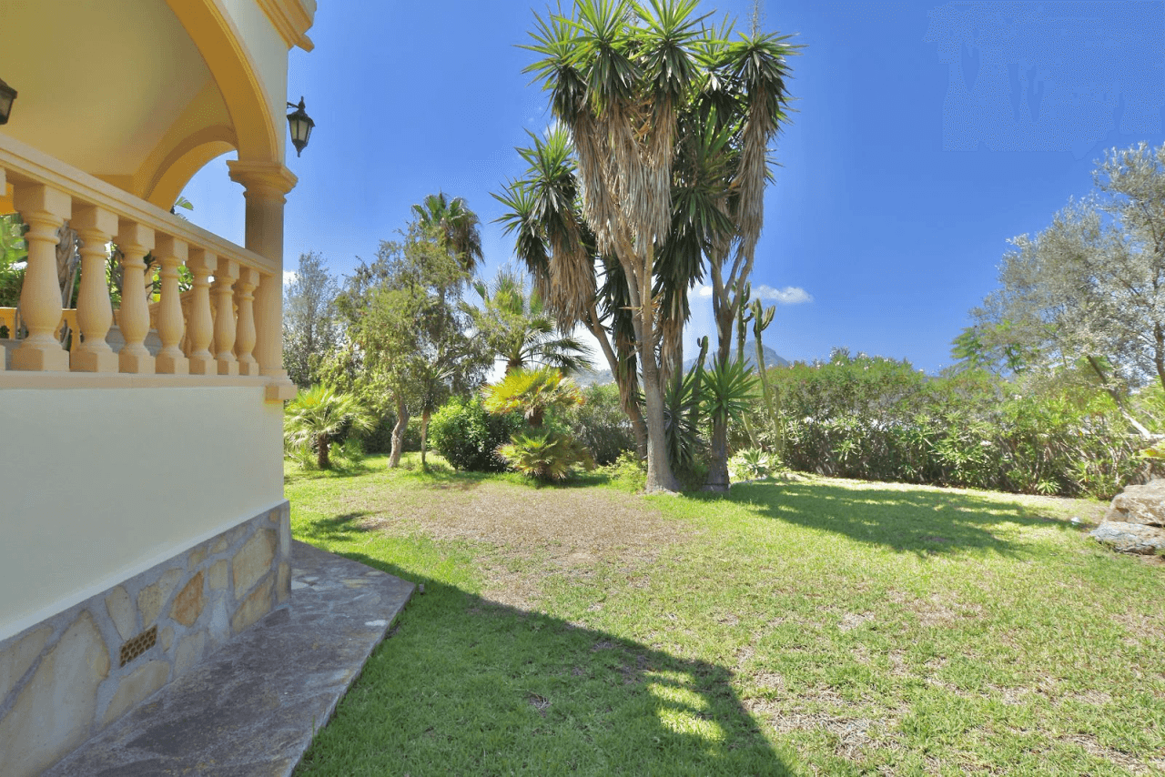 Magnifique villa de luxe à vendre à Javea avec vue sur la mer et le Montgó.