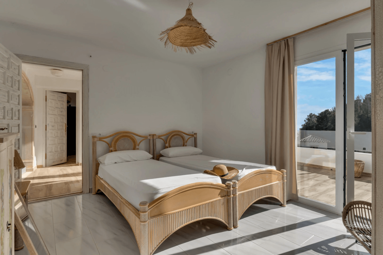 Belle villa spacieuse avec vue sur la mer à vendre à Benimeit, Moraira