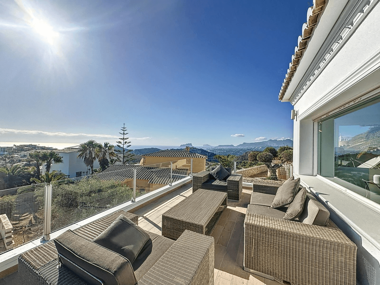 Villa Cumbre del Sol avec vue sur la mer à Magnolias