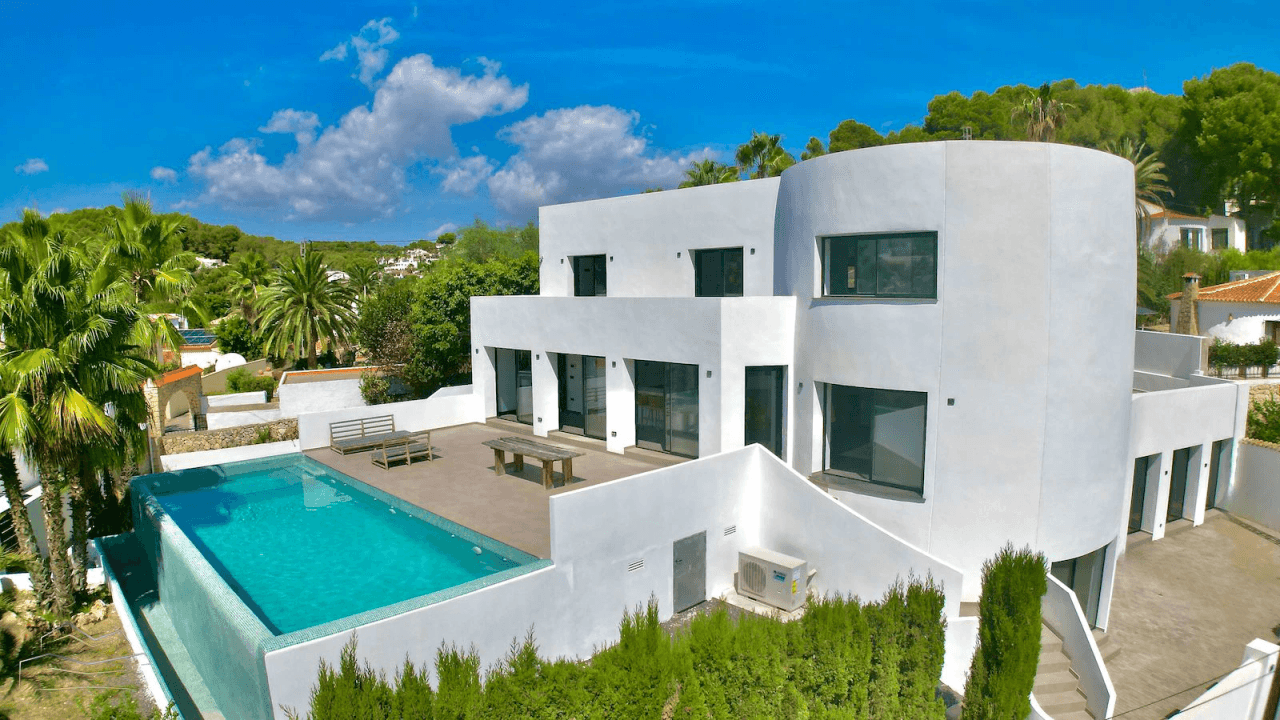 Villa entièrement rénovée à vendre à El Portet de Moraira - Costa Blanca