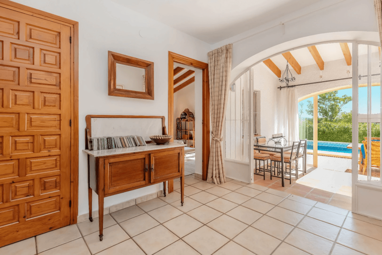 Villa à vendre à Moraira avec 4 chambres et piscine privée