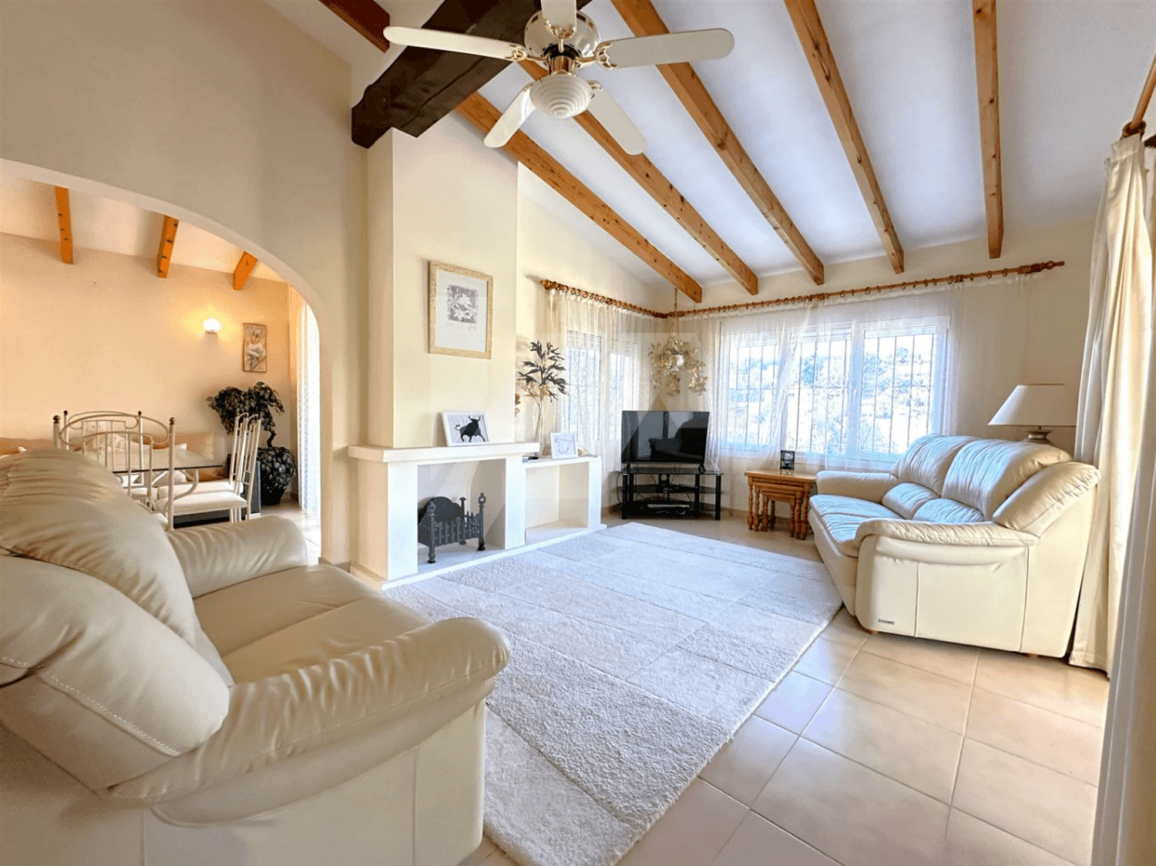 Villa à vendre à Benissa, à distance de marche de la plage de Baladrar.