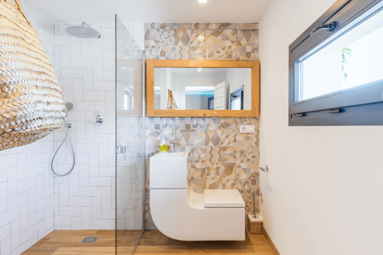 Villa ibicenca entièrement rénovée avec appartement d'invités à Jávea