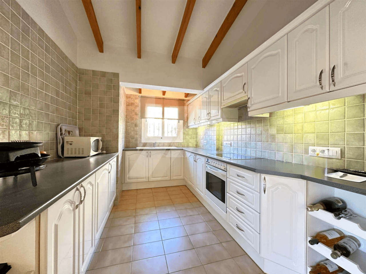 Villa à vendre à Benissa, à distance de marche de la plage de Baladrar.