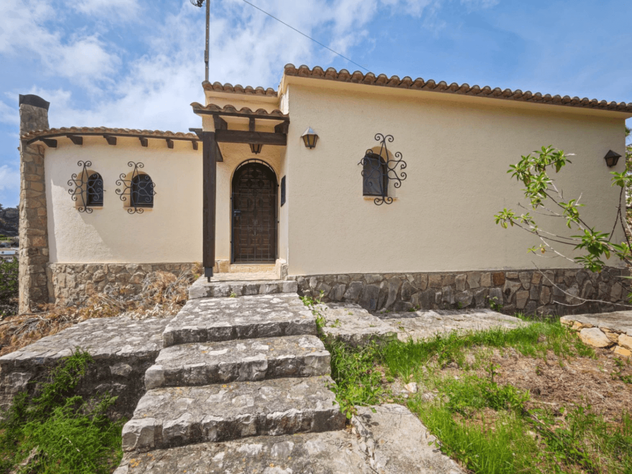 Vente de villa à rénover à Montemar, Benissa avec 3 chambres.