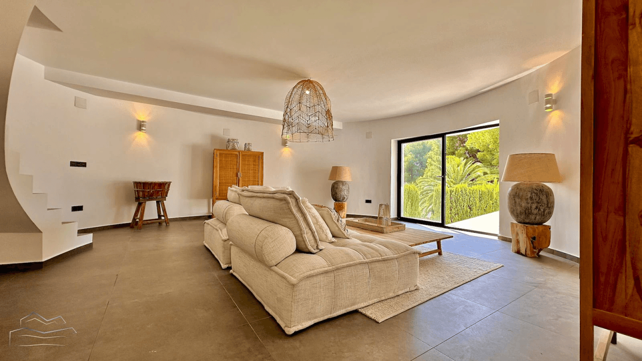 Villa entièrement rénovée à vendre à El Portet de Moraira - Costa Blanca