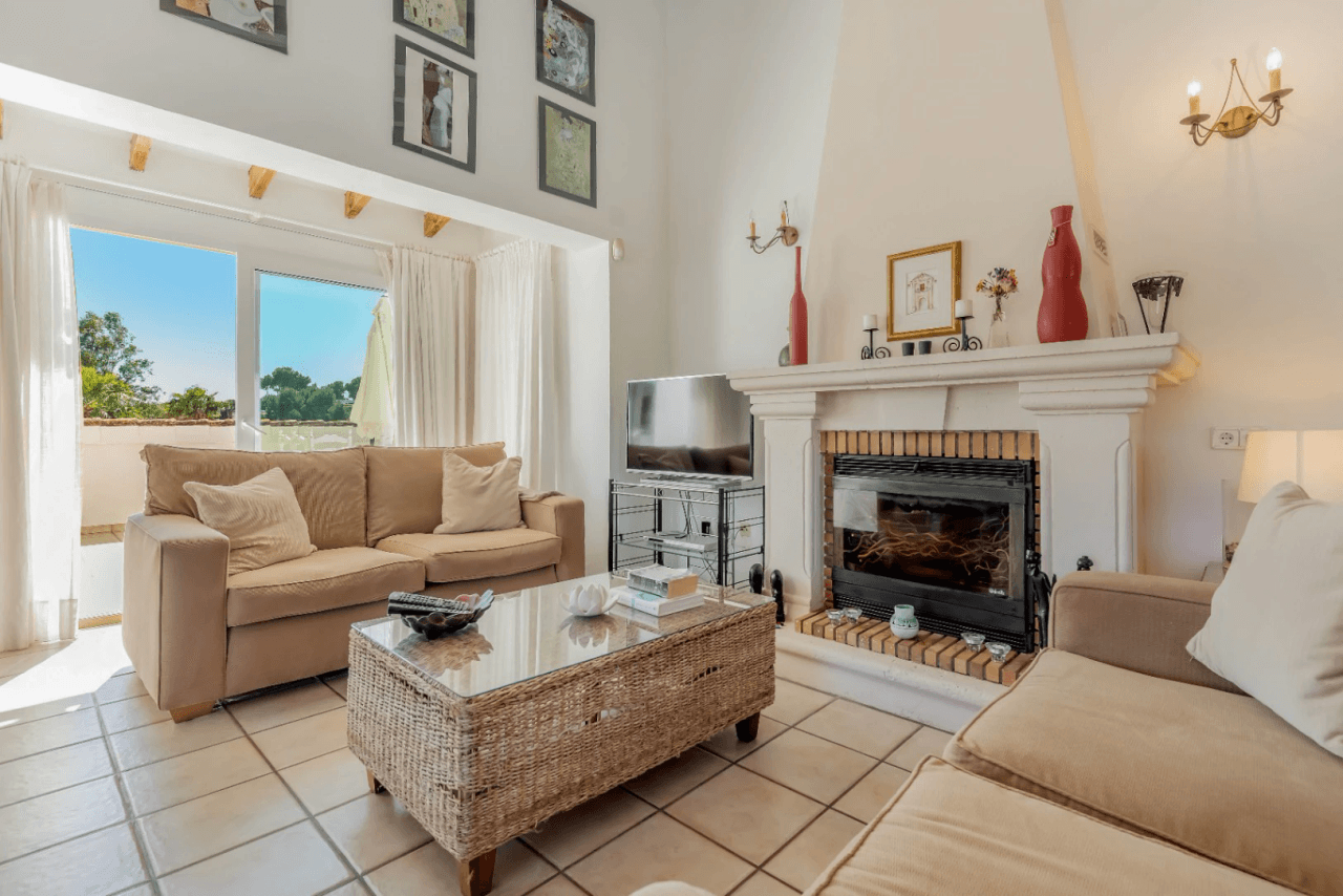 Villa à vendre à Moraira avec 4 chambres et piscine privée