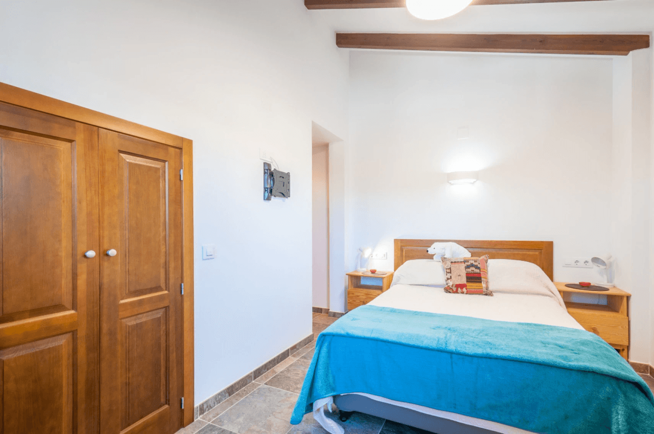 Villa avec vue sur la mer à vendre à Moraira, à distance de marche de la plage.