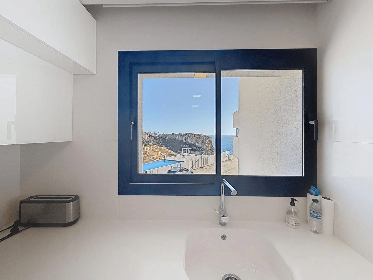 Cumbre del Sol penthouse moderne de luxe avec vue sur les falaises et la mer