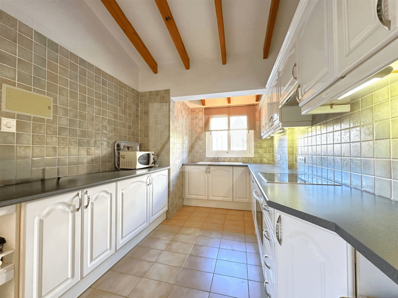 Villa à vendre à Benissa, à distance de marche de la plage de Baladrar.