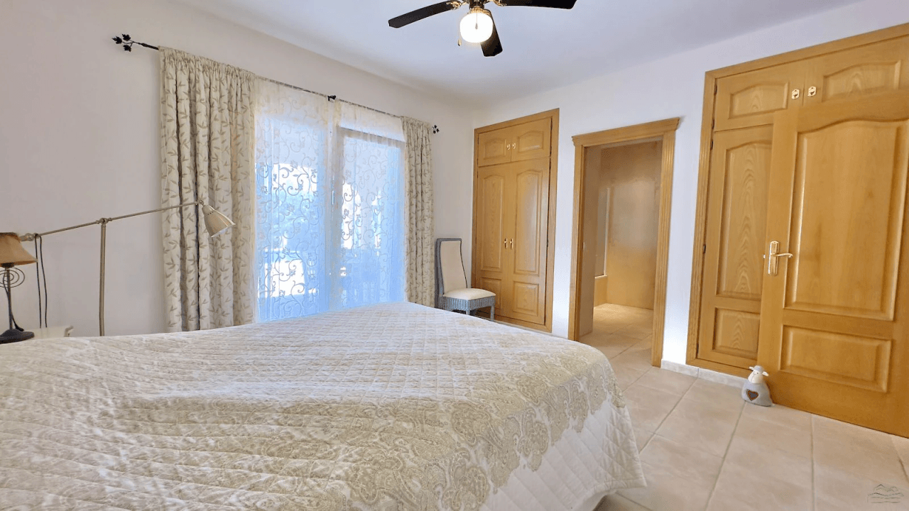 Magnifique villa de luxe à vendre à Javea avec vue sur la mer et le Montgó.