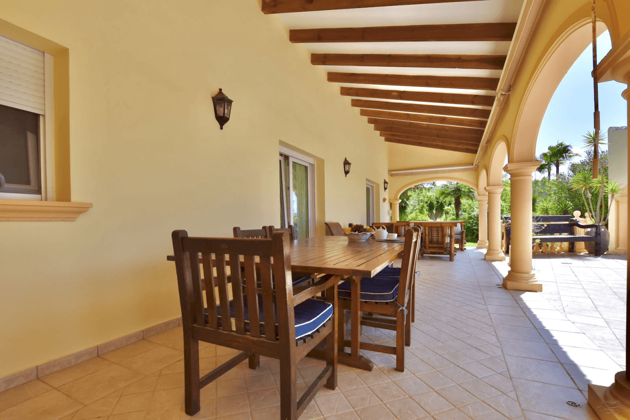 Magnifique villa de luxe à vendre à Javea avec vue sur la mer et le Montgó.