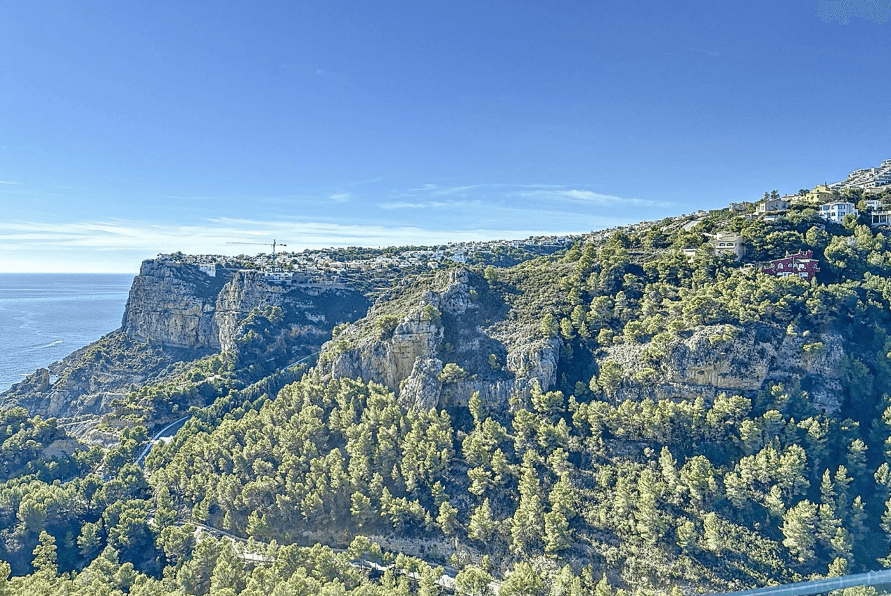 Cumbre del Sol penthouse moderne de luxe avec vue sur les falaises et la mer