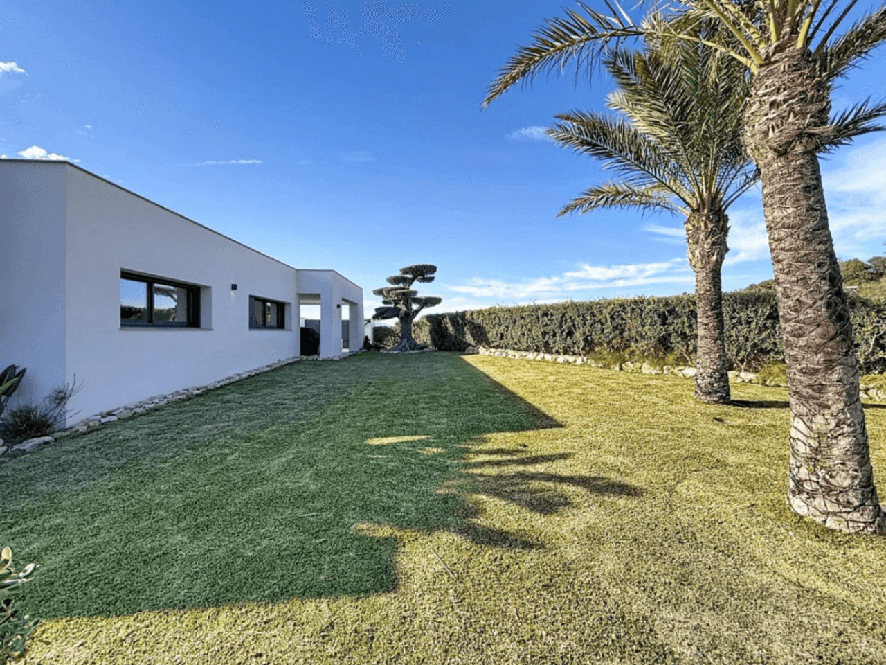 Villa de luxe moderne à Cumbre del Sol avec vue panoramique