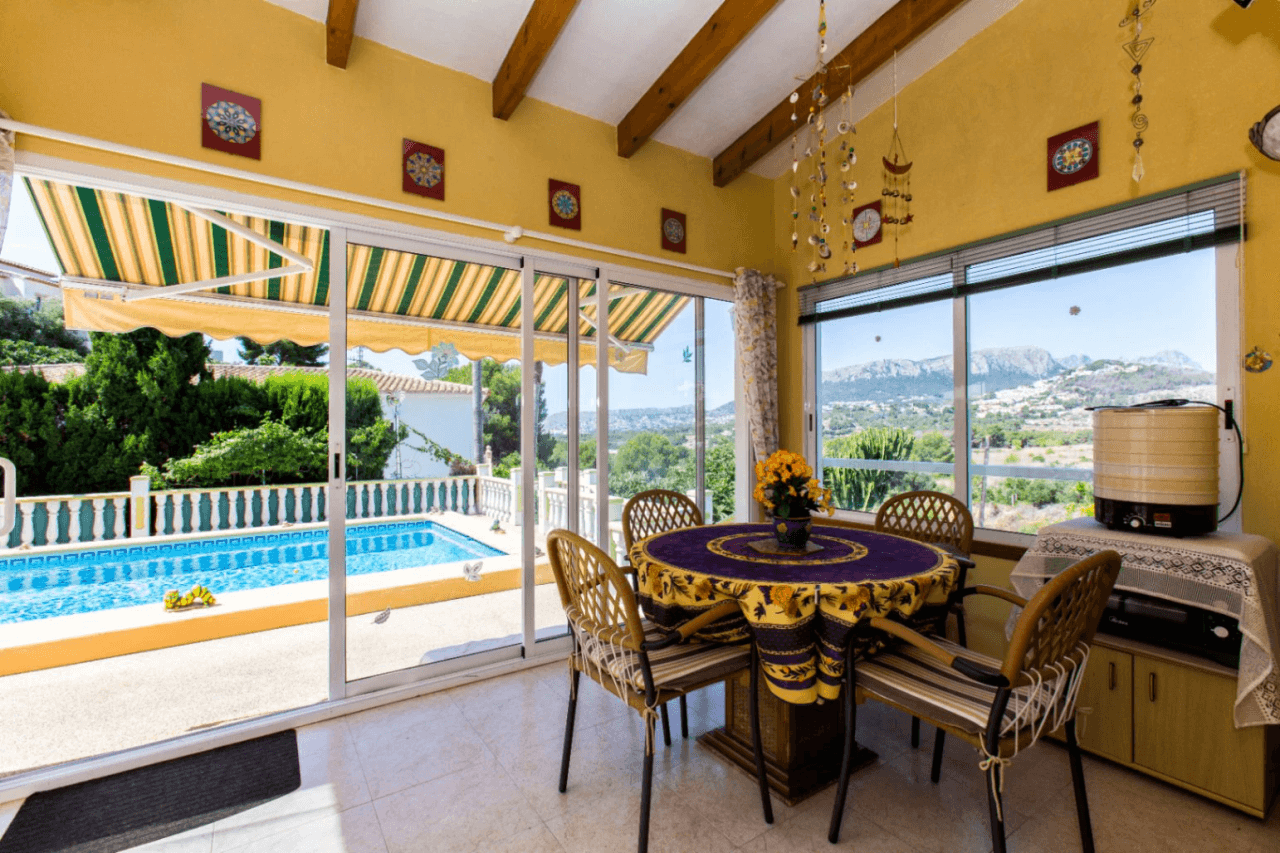 Villa tranquille avec vue sur la montagne à vendre à Calpe