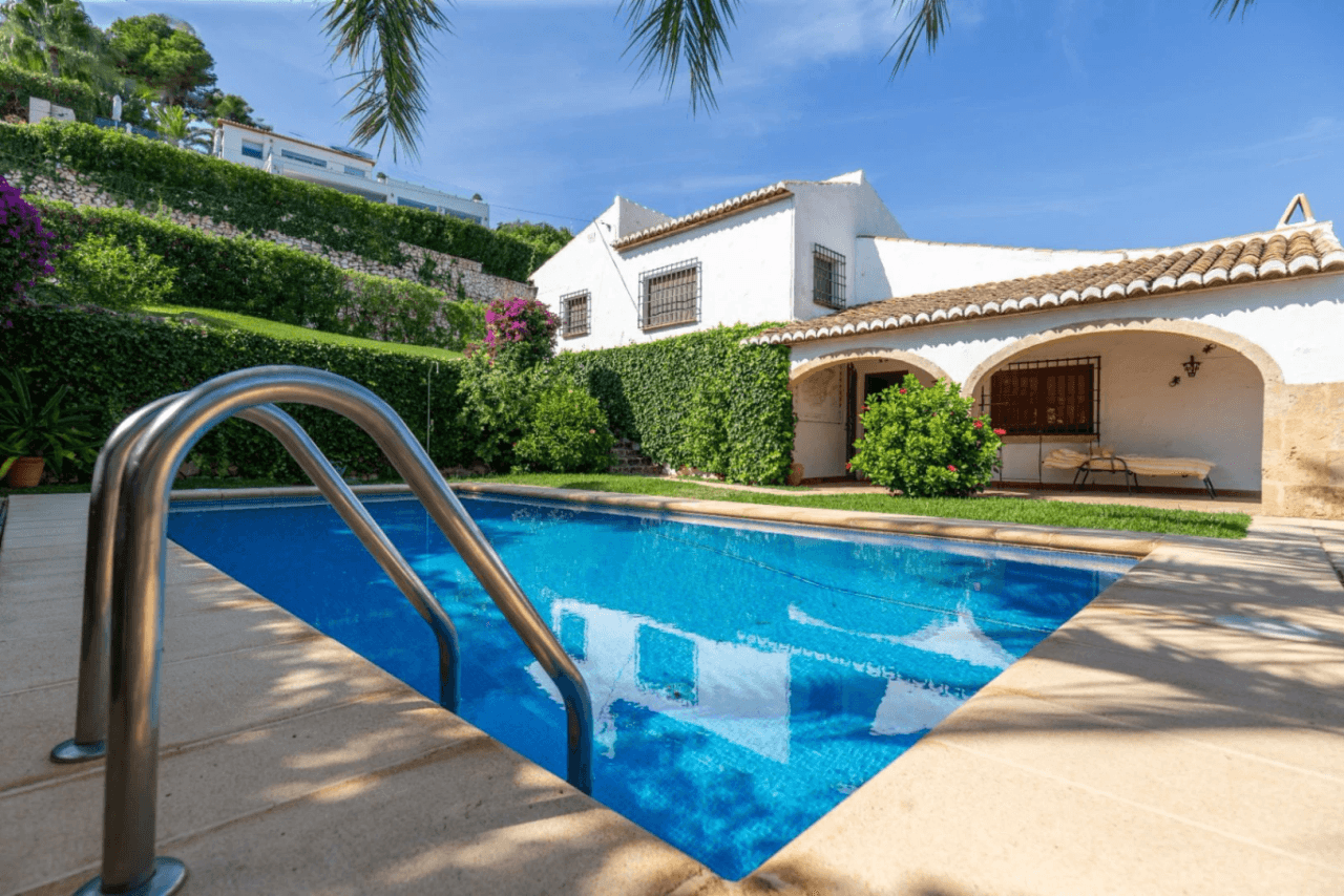 Vente exclusive avec vue sur la mer et le Montgó à El Tosalet, Jávea