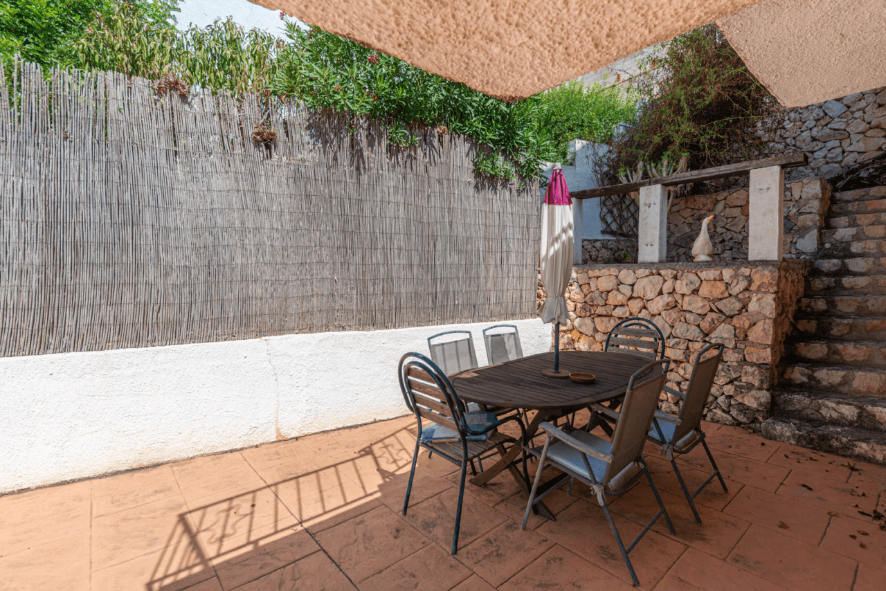 Villa à vendre à Benissa, Montemar, avec piscine privée.