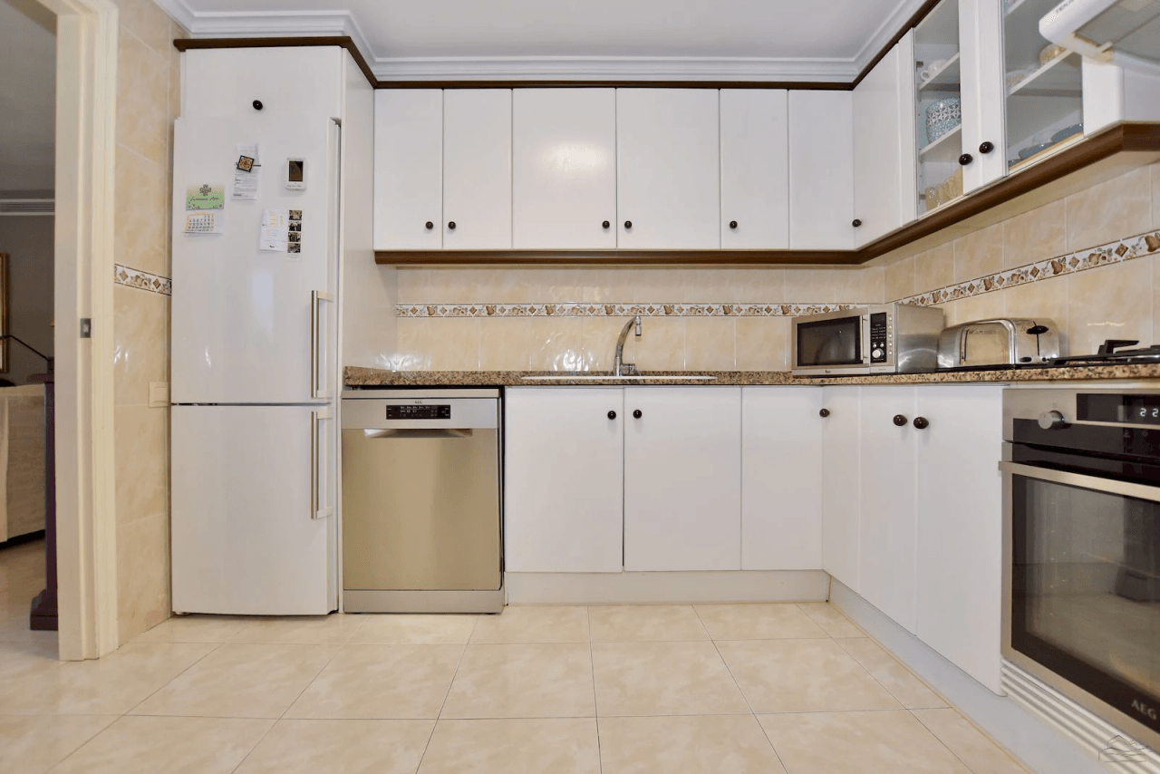Encantador Apartamento  con Terraza Atico, a la Venta en el Primer Montañar de Javea
