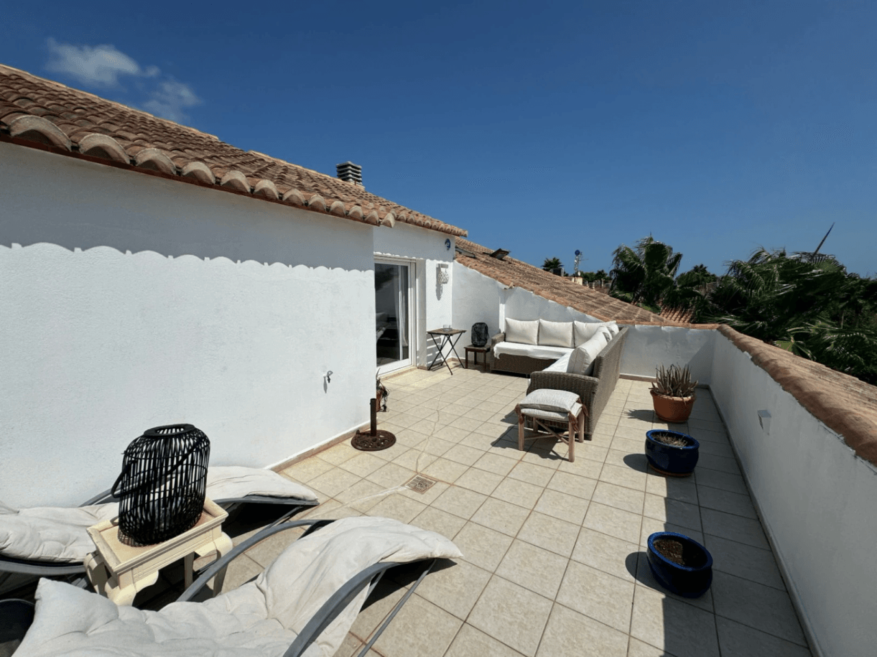 Exclusivo ático dúplex a solo 50 metros del mar en Jávea