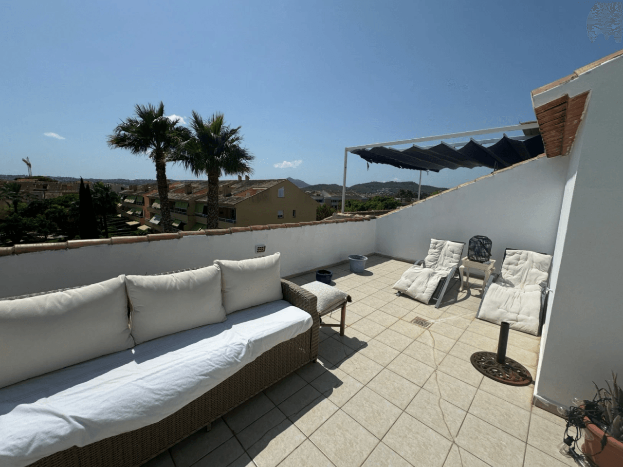 Exclusivo ático dúplex a solo 50 metros del mar en Jávea