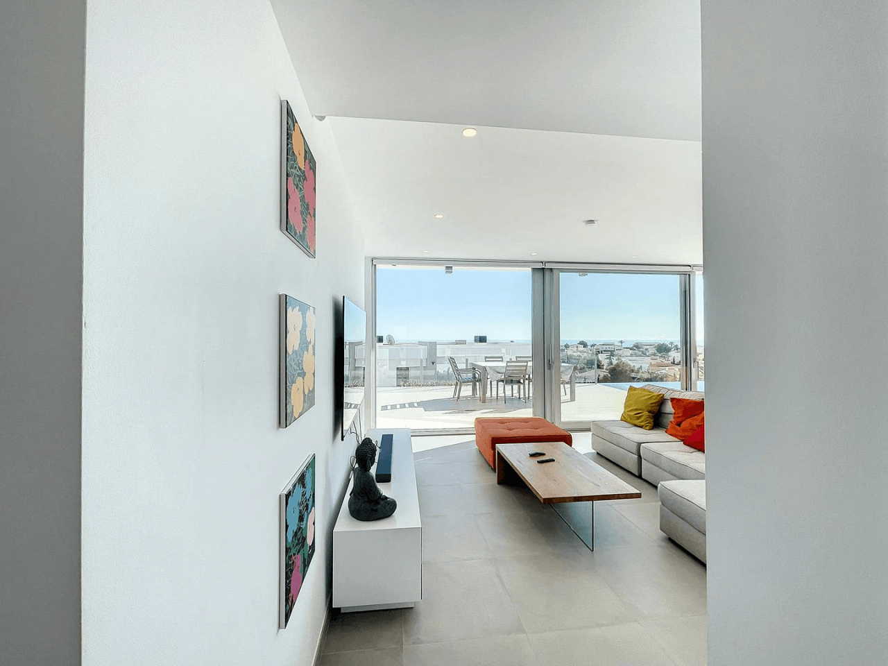 Villa moderna con vistas al mar y piscina privada
