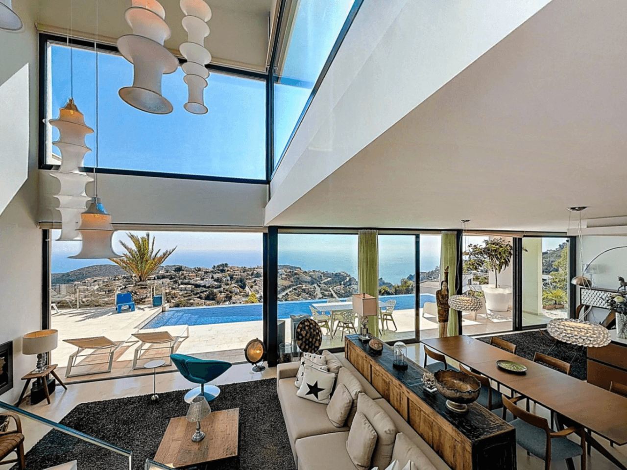Cumbre del Sol modern villa with panoramic sea views