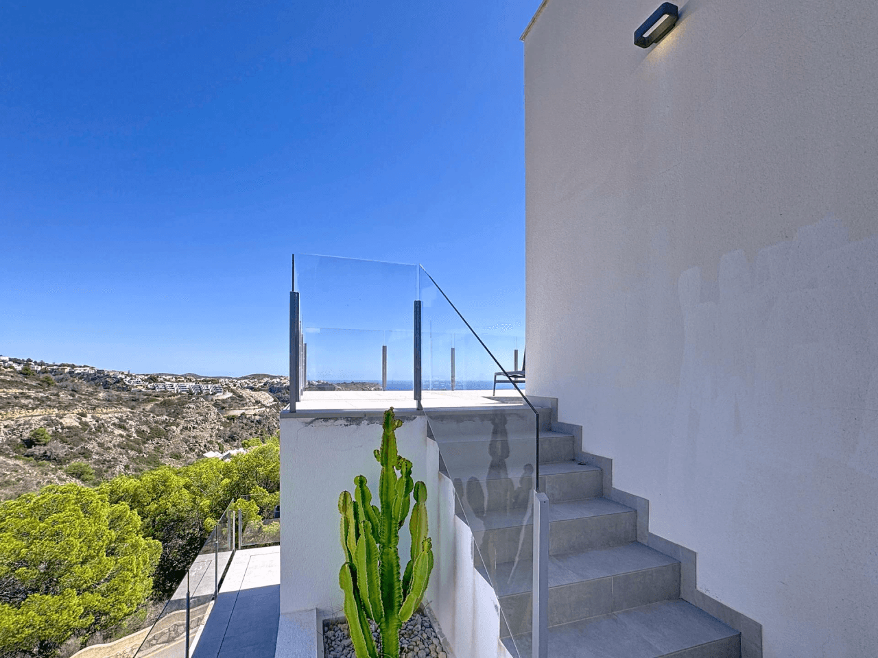 Cumbre del Sol villa moderna con vistas al mar y piscina privada