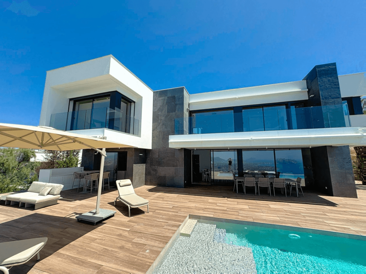 Cumbre del Sol Villa de lujo con vistas panorámicas en residencial Jazmines