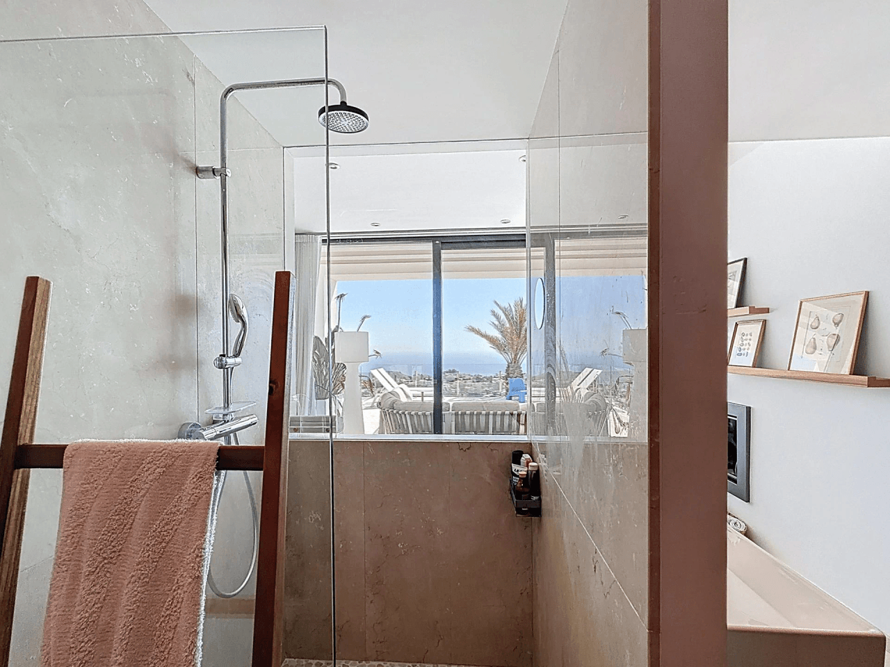Cumbre del Sol modern villa with panoramic sea views