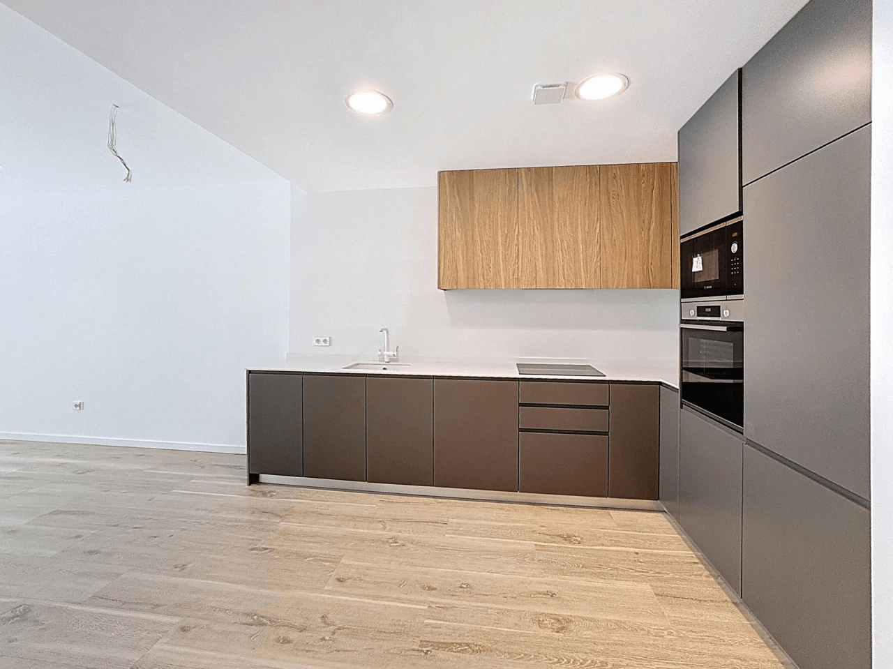 Cumbre del Sol apartment with a garden brand new in Montecala Gardens.