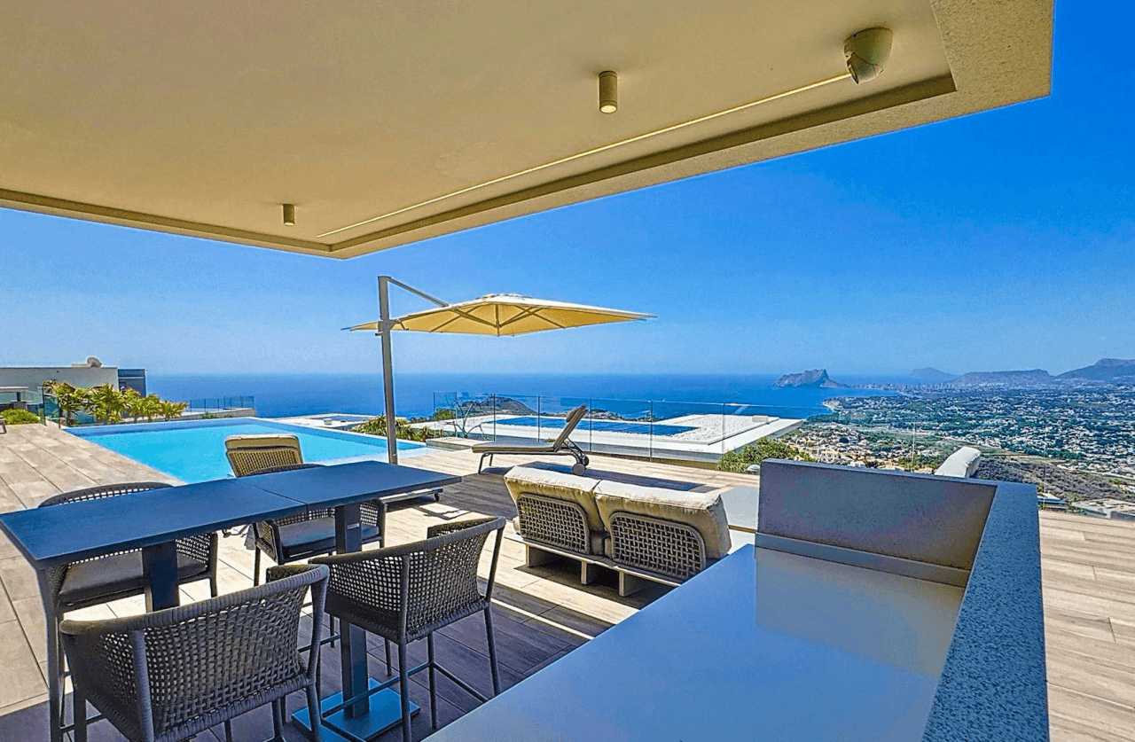 Cumbre del Sol Villa de lujo con vistas panorámicas en residencial Jazmines