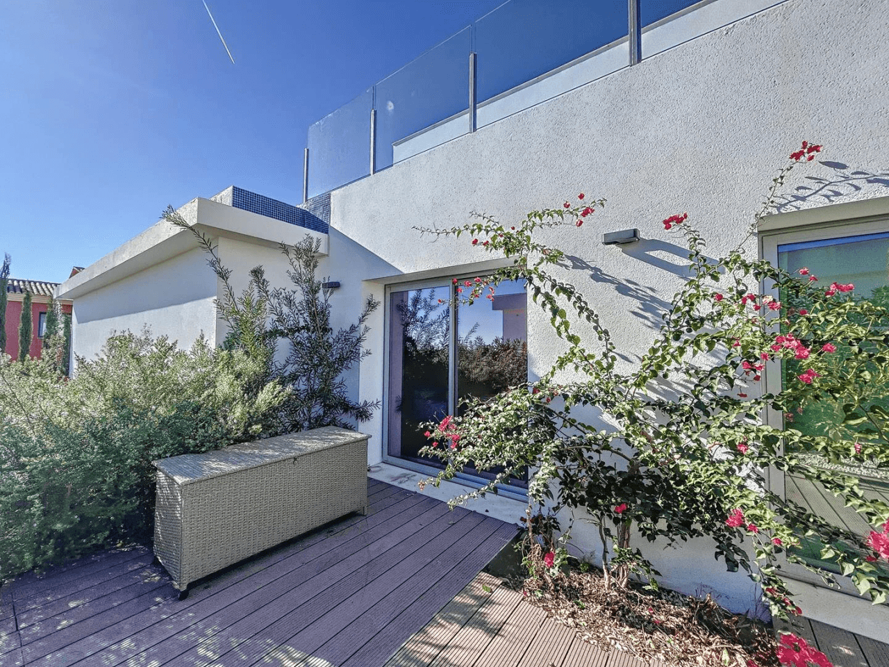 Villa moderna con vistas al mar y piscina privada