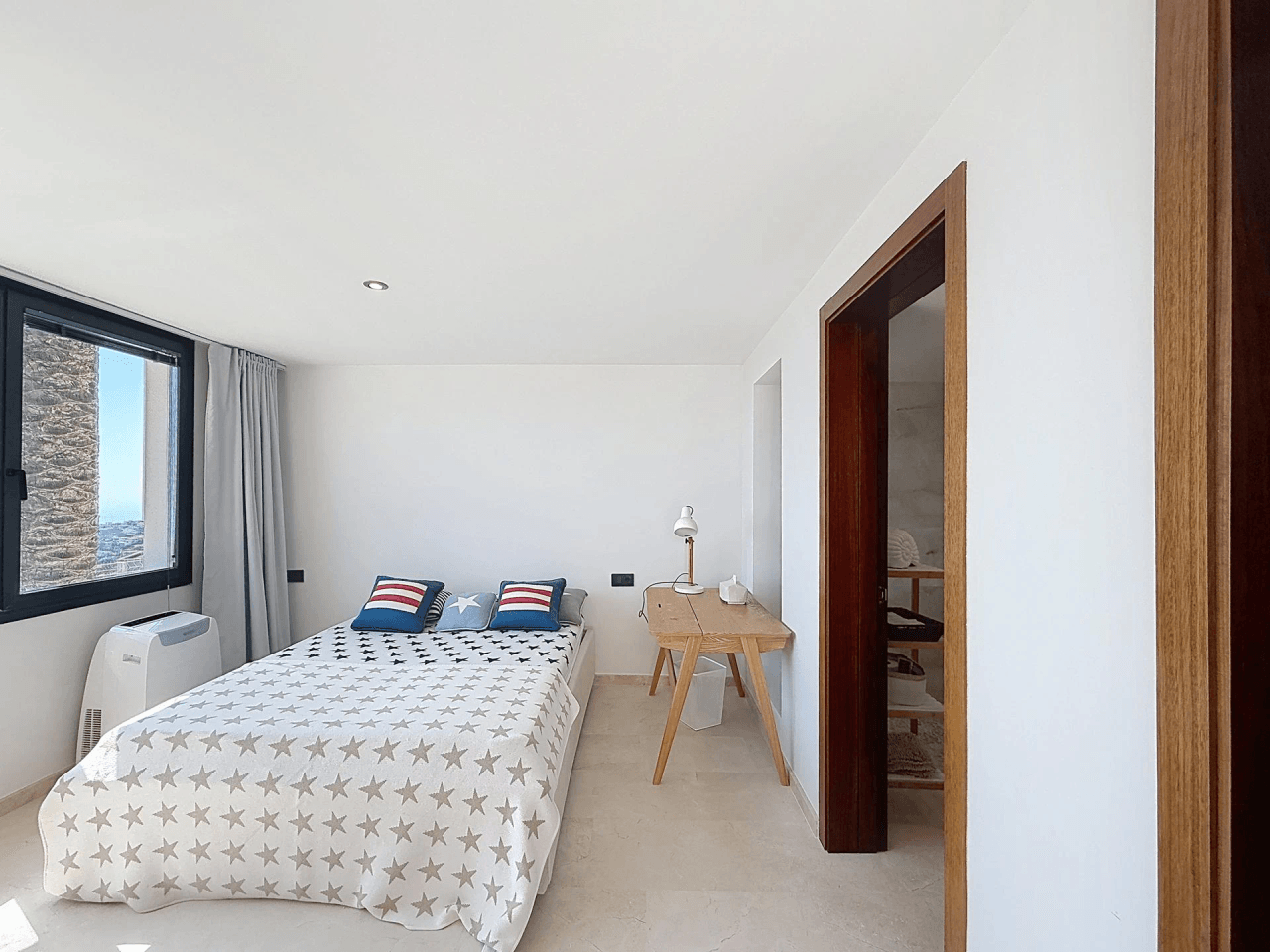 Cumbre del Sol modern villa with panoramic sea views