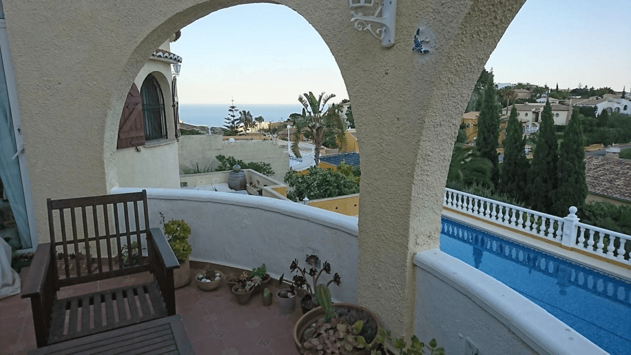 Cumbre del Sol espectacular villa mediterránea con vistas al mar