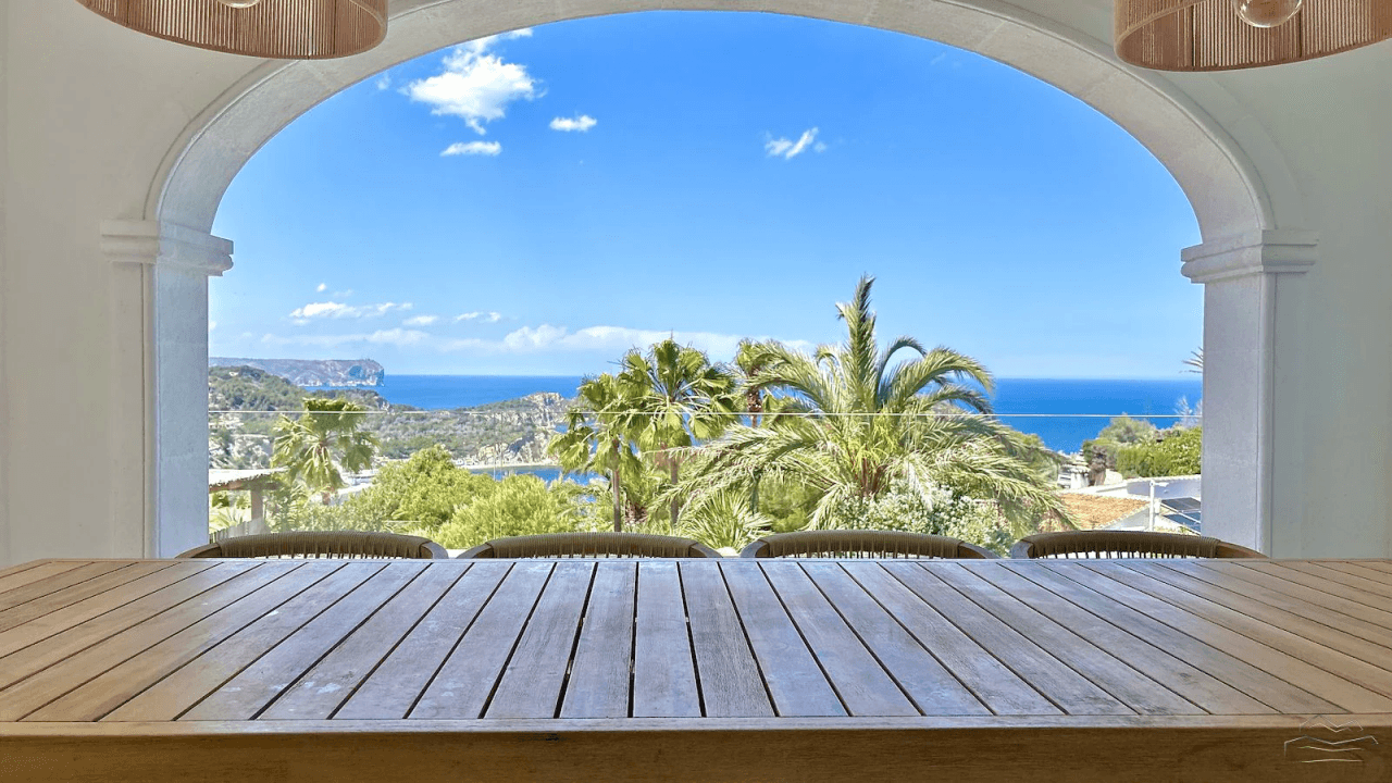 Villa a la Venta con Vista al Mar en Balcon al Mar - Javea