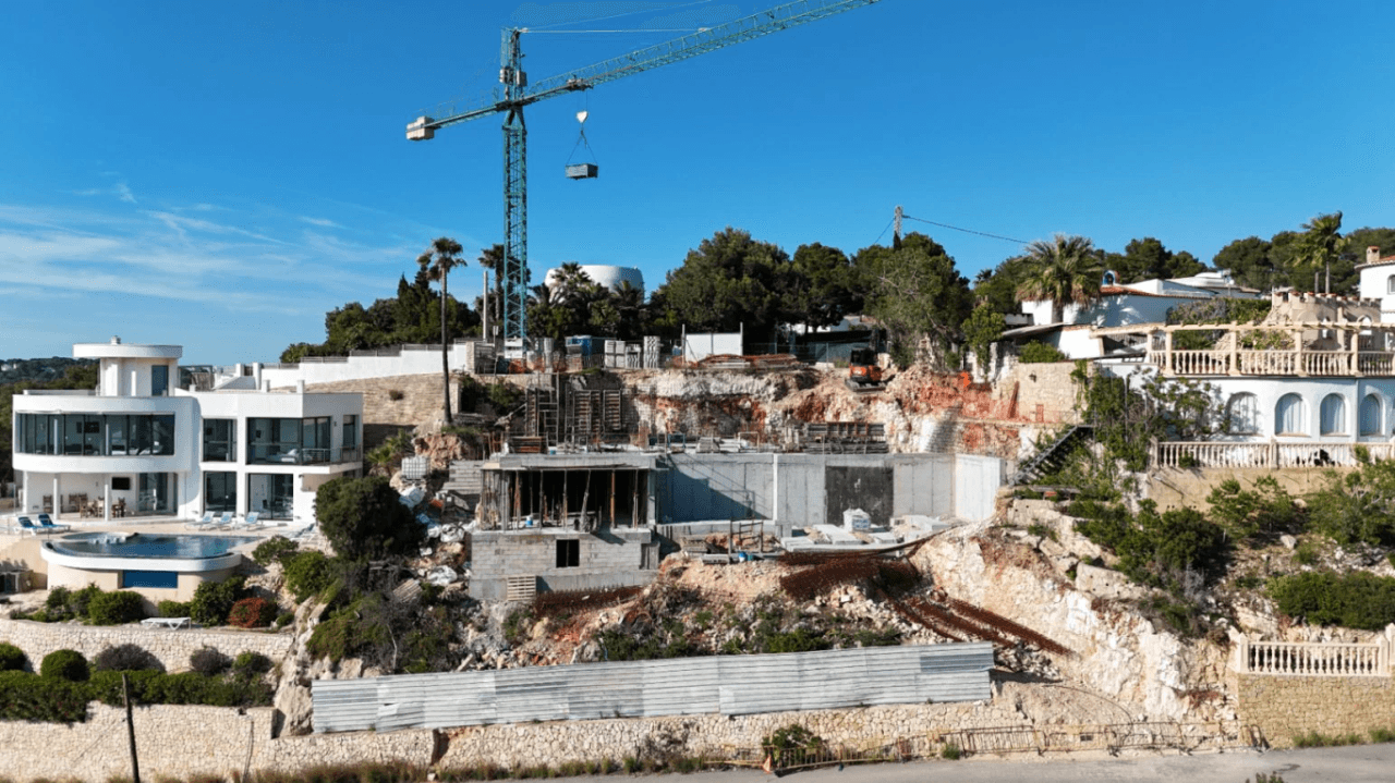 Chalet moderno en venta con 4 habitaciones en Granadella Jávea