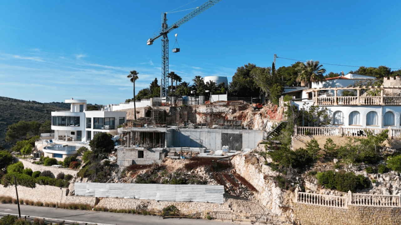 Chalet moderno en venta con 4 habitaciones en Granadella Jávea