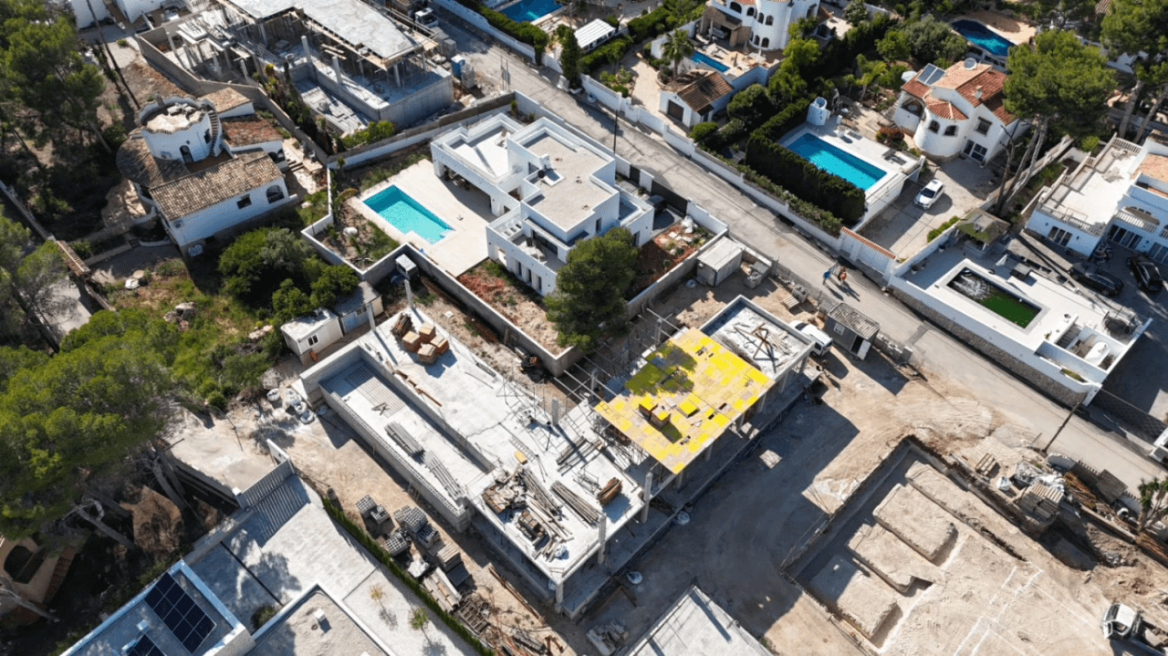 Villa de lujo moderna en construcción con vistas al mar en Moraira | Moravit