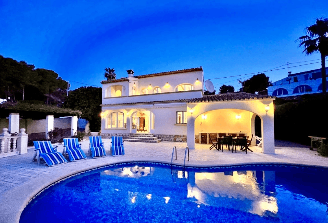 Mediterrane villa met uitzicht op zee in San Jaime - Langdurige verhuur