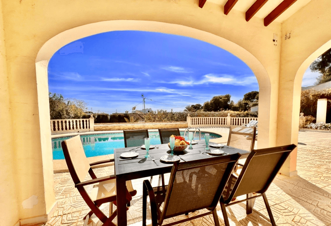 Mediterrane villa met uitzicht op zee in San Jaime - Langdurige verhuur