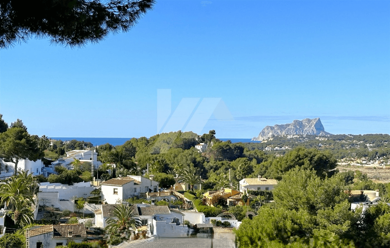 Villa en venta con vistas al mar en Moraira, costa blanca.