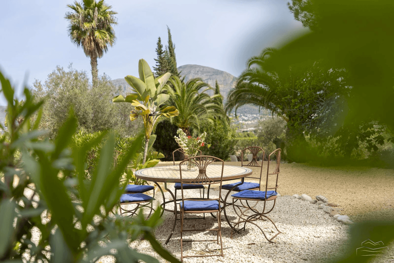 Finca de campo con vistas panorámicas en venta en Jávea.