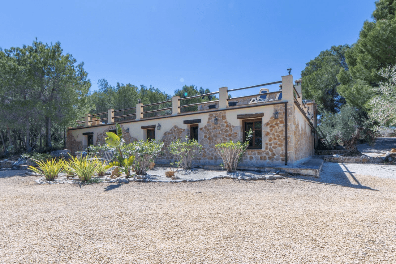 Finca de campo con vistas panorámicas en venta en Jávea.