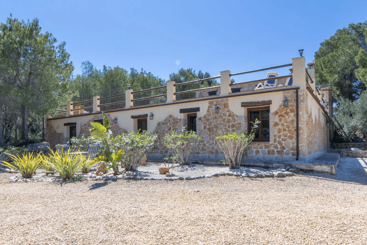 Finca de campo con vistas panorámicas en venta en Jávea.