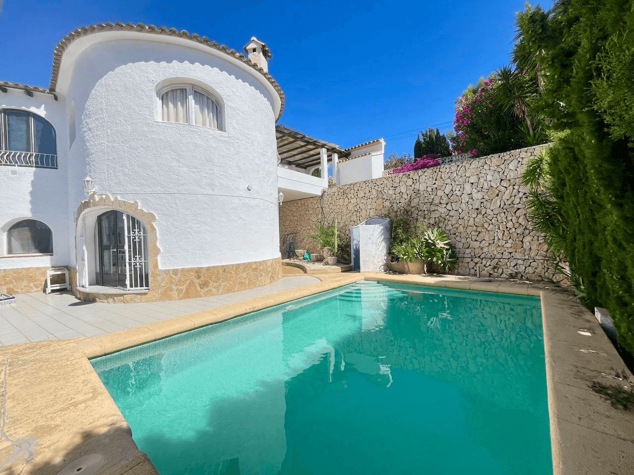 Mediterrane Villa zu verkaufen in Baladrar, Benissa Kuste