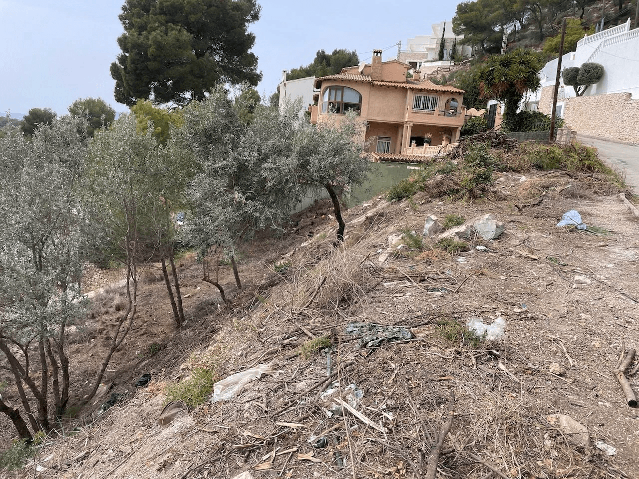 Bouwkavel met uitzicht op zee en bergen in Moraira