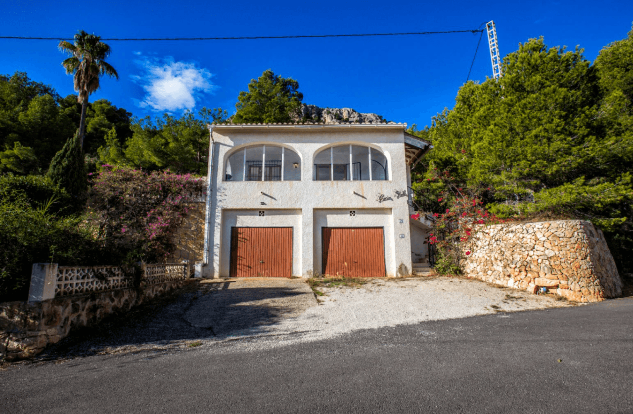 Meerblick Villa und extra Grundstück in Calpe zu verkaufen