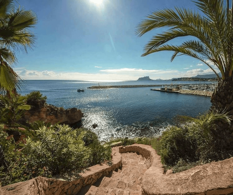 Villa Méditerranéenne Contemporaine à Moraira avec Vue sur la Mer