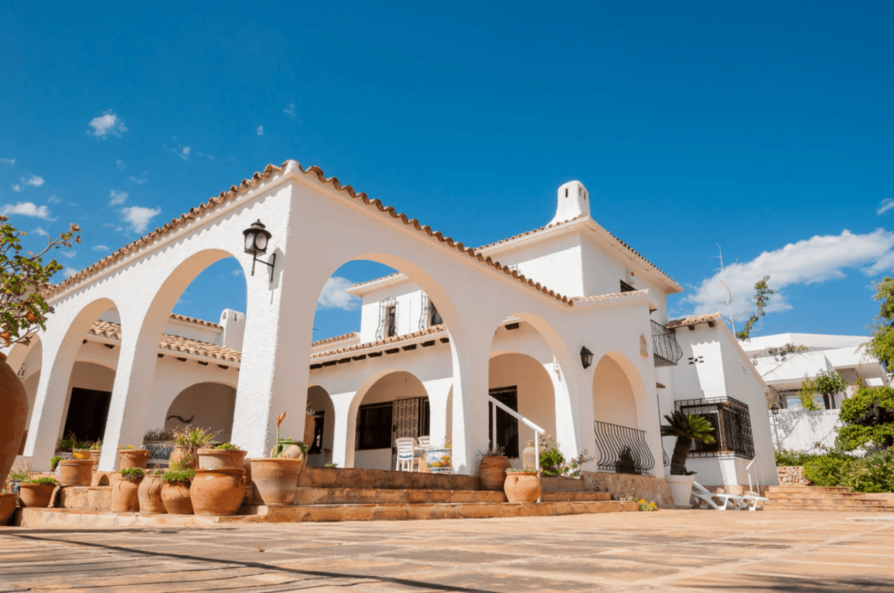 Villa mit atemberaubendem Panoramablick und teilweisem Meerblick zu verkaufen in Pla Del Mar, Moraira