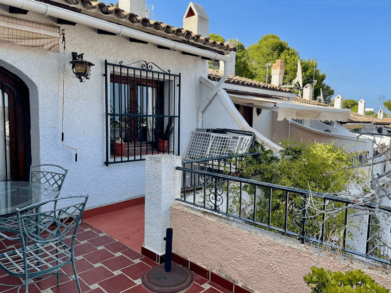 Bungalow zur Renovierung in Moravit, Moraira – Ausgezeichnete Investitionsmöglichkeit